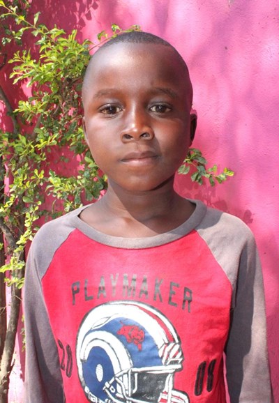 Help Lawrence by becoming a child sponsor. Sponsoring a child is a rewarding and heartwarming experience.