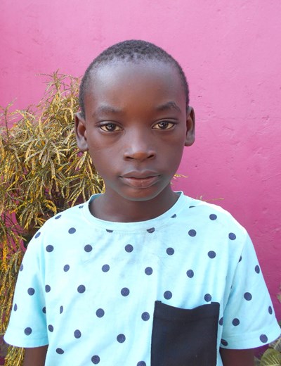 Help Emmanuel by becoming a child sponsor. Sponsoring a child is a rewarding and heartwarming experience.