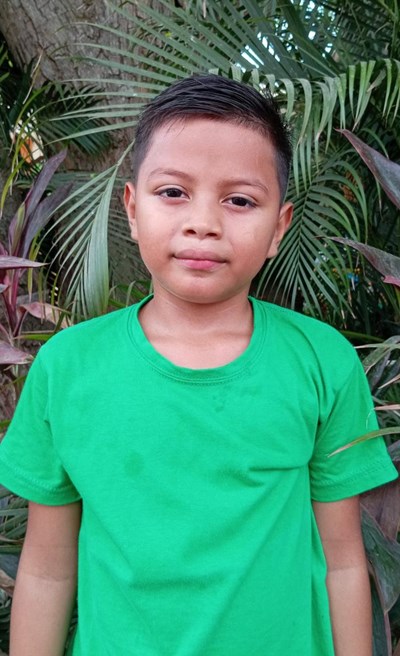 Help Allan Javier by becoming a child sponsor. Sponsoring a child is a rewarding and heartwarming experience.