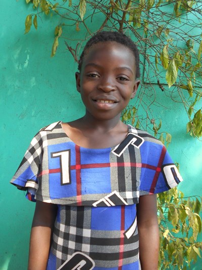 Help Victoria by becoming a child sponsor. Sponsoring a child is a rewarding and heartwarming experience.