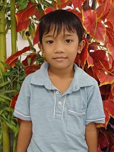 Help Charlie E. by becoming a child sponsor. Sponsoring a child is a rewarding and heartwarming experience.