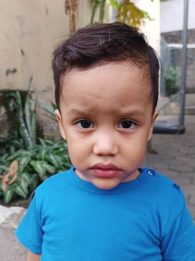 Help Lian Saul by becoming a child sponsor. Sponsoring a child is a rewarding and heartwarming experience.