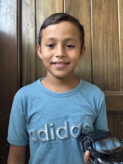 Help Carlos Gustavo by becoming a child sponsor. Sponsoring a child is a rewarding and heartwarming experience.