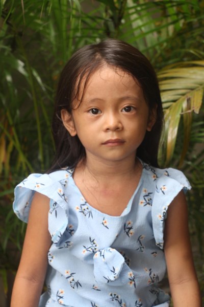 Help Rhylle Threxie B. by becoming a child sponsor. Sponsoring a child is a rewarding and heartwarming experience.