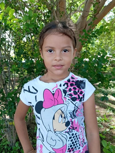 Help Medaly Briyith by becoming a child sponsor. Sponsoring a child is a rewarding and heartwarming experience.