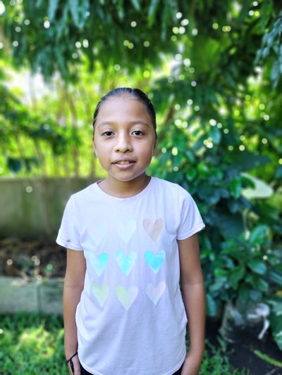 Help Kelin Esmeralda by becoming a child sponsor. Sponsoring a child is a rewarding and heartwarming experience.