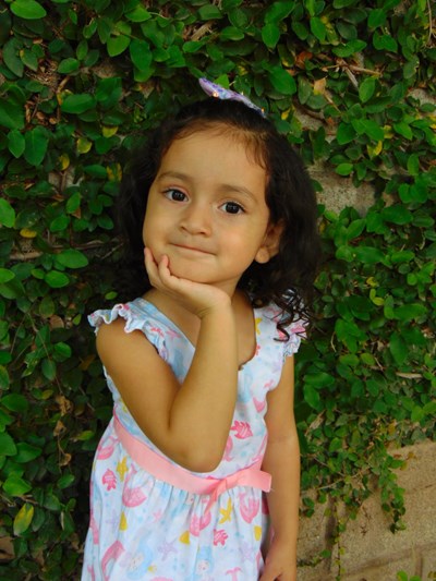 Help Meredith Alyssa by becoming a child sponsor. Sponsoring a child is a rewarding and heartwarming experience.
