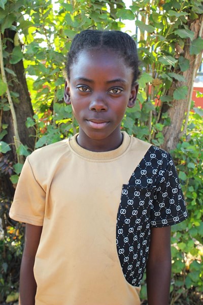 Help Anita by becoming a child sponsor. Sponsoring a child is a rewarding and heartwarming experience.