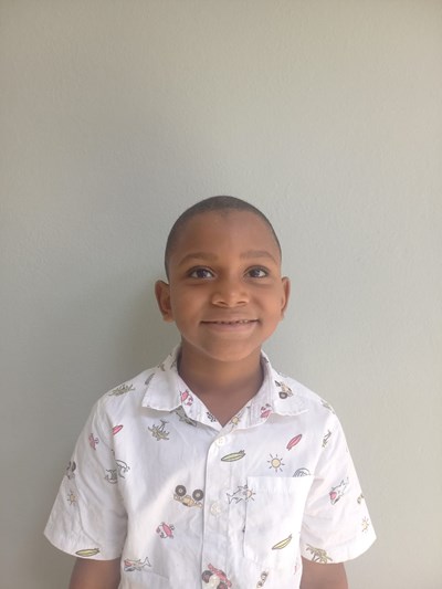Help Isaac by becoming a child sponsor. Sponsoring a child is a rewarding and heartwarming experience.