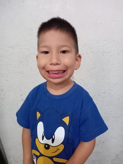 Help Keller Emiliano by becoming a child sponsor. Sponsoring a child is a rewarding and heartwarming experience.