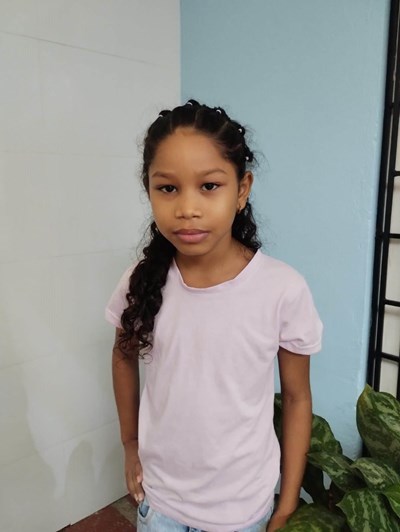 Help Lauren Vanessa by becoming a child sponsor. Sponsoring a child is a rewarding and heartwarming experience.