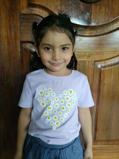 Help Signy Milan by becoming a child sponsor. Sponsoring a child is a rewarding and heartwarming experience.