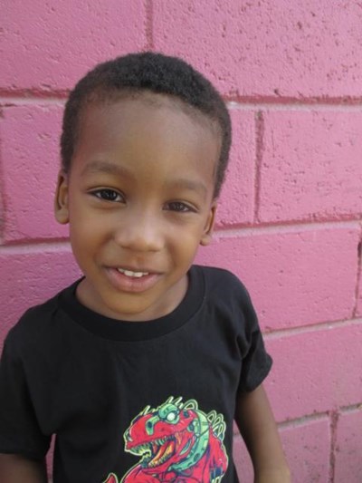 Help Danelvis by becoming a child sponsor. Sponsoring a child is a rewarding and heartwarming experience.