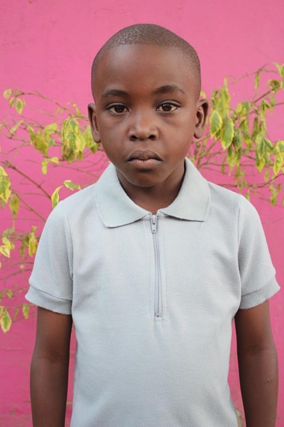 Help Michael by becoming a child sponsor. Sponsoring a child is a rewarding and heartwarming experience.