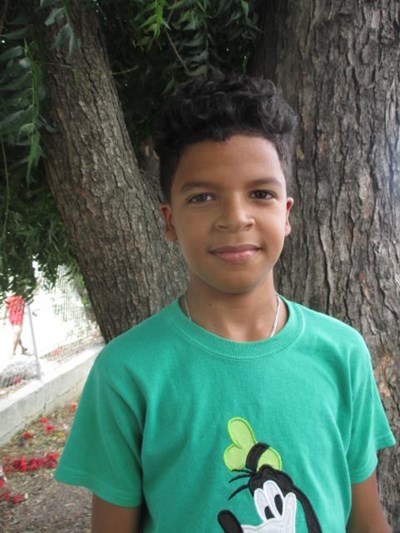 Help Yadiel Javier by becoming a child sponsor. Sponsoring a child is a rewarding and heartwarming experience.