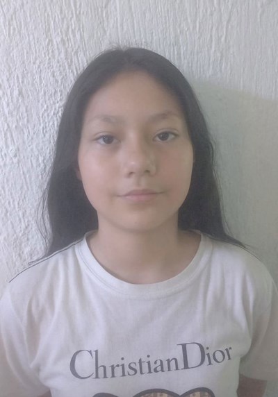 Help Azul Miranda by becoming a child sponsor. Sponsoring a child is a rewarding and heartwarming experience.