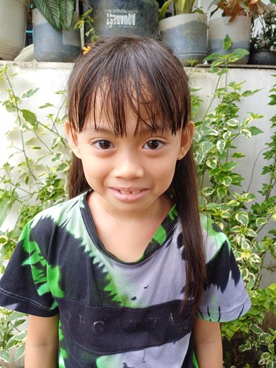 Help Princess Ciella P. by becoming a child sponsor. Sponsoring a child is a rewarding and heartwarming experience.