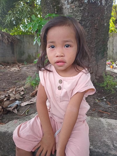 Help Juliana by becoming a child sponsor. Sponsoring a child is a rewarding and heartwarming experience.