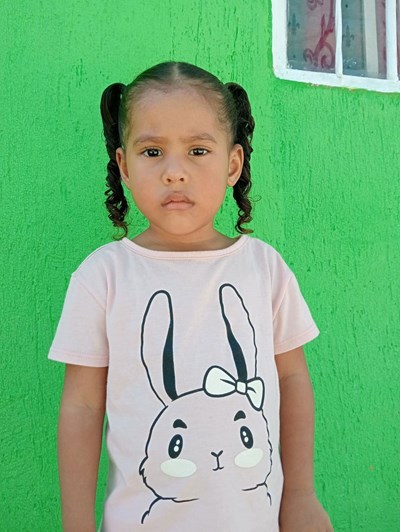 Help Adhara Sofia by becoming a child sponsor. Sponsoring a child is a rewarding and heartwarming experience.