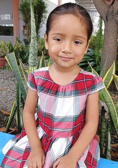 Help Anthonella Victoria by becoming a child sponsor. Sponsoring a child is a rewarding and heartwarming experience.