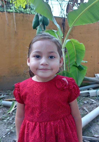 Help Viviana Belen by becoming a child sponsor. Sponsoring a child is a rewarding and heartwarming experience.