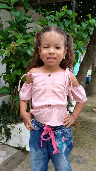 Help Karime Sophia by becoming a child sponsor. Sponsoring a child is a rewarding and heartwarming experience.