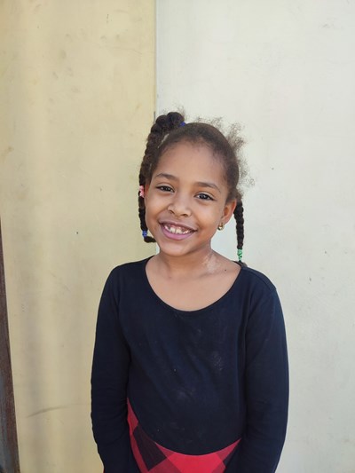 Help Yaiza Nahomi by becoming a child sponsor. Sponsoring a child is a rewarding and heartwarming experience.