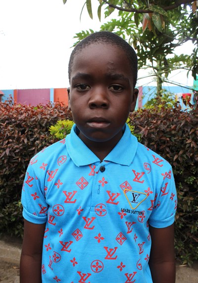 Help Aaron by becoming a child sponsor. Sponsoring a child is a rewarding and heartwarming experience.