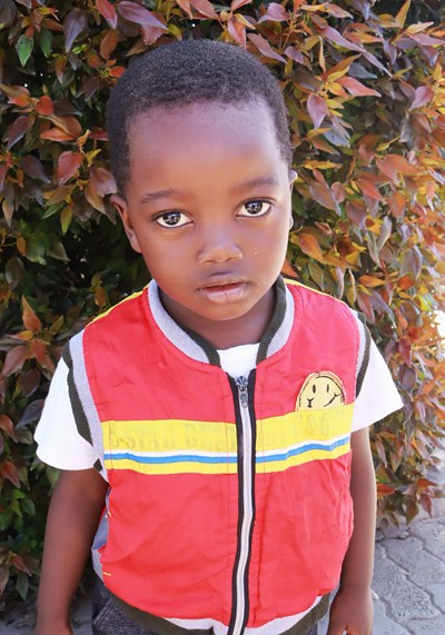 Help Raphael by becoming a child sponsor. Sponsoring a child is a rewarding and heartwarming experience.