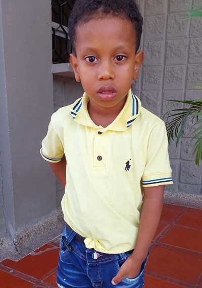 Help Daniel David by becoming a child sponsor. Sponsoring a child is a rewarding and heartwarming experience.
