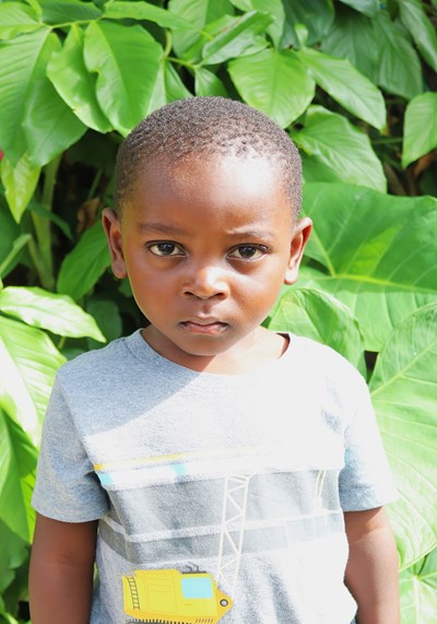 Help Daniel by becoming a child sponsor. Sponsoring a child is a rewarding and heartwarming experience.