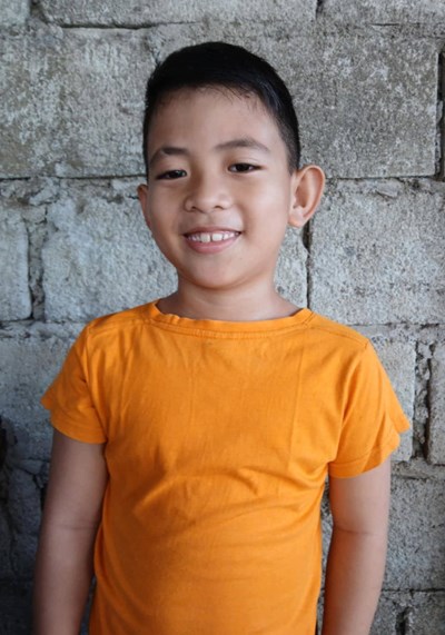 Help Noel by becoming a child sponsor. Sponsoring a child is a rewarding and heartwarming experience.