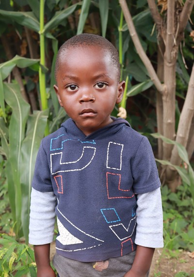 Help Ephraim by becoming a child sponsor. Sponsoring a child is a rewarding and heartwarming experience.