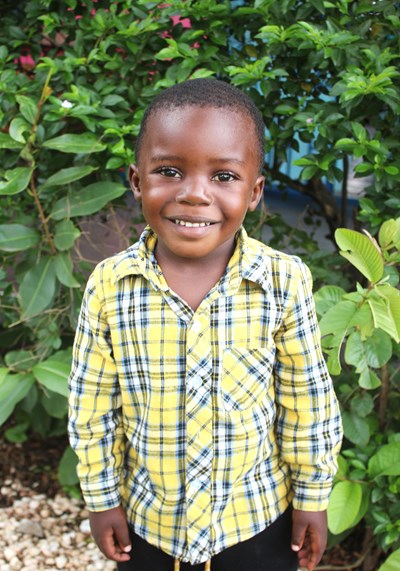 Help Daniel by becoming a child sponsor. Sponsoring a child is a rewarding and heartwarming experience.