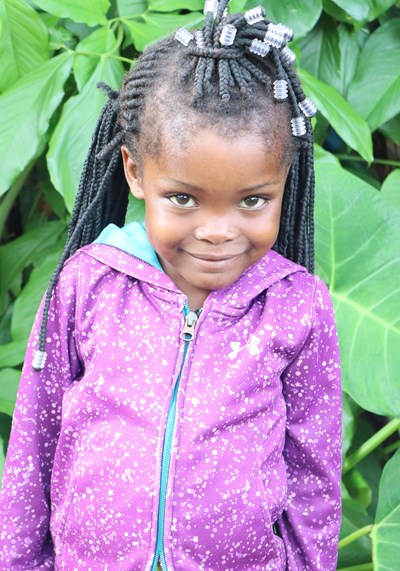 Help Michelle by becoming a child sponsor. Sponsoring a child is a rewarding and heartwarming experience.