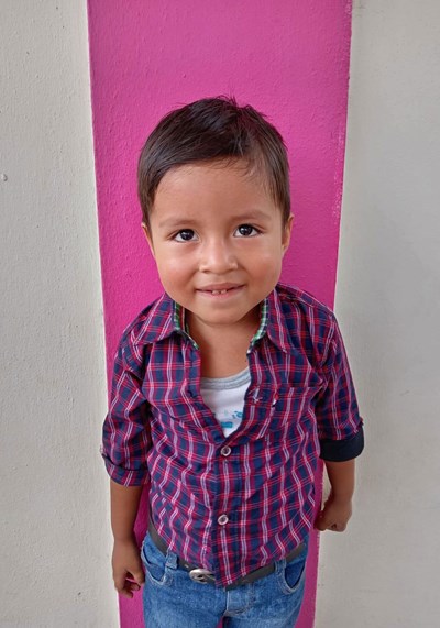 Help Cristofer Gael by becoming a child sponsor. Sponsoring a child is a rewarding and heartwarming experience.
