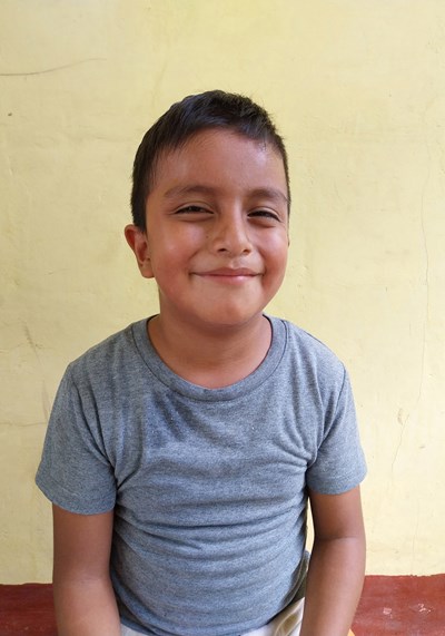Help Luis Basilio by becoming a child sponsor. Sponsoring a child is a rewarding and heartwarming experience.