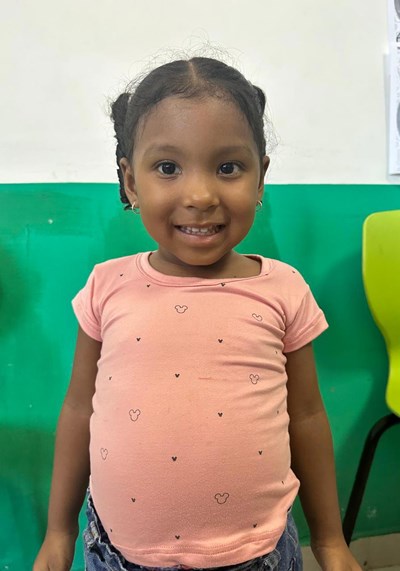 Help Mariangel by becoming a child sponsor. Sponsoring a child is a rewarding and heartwarming experience.
