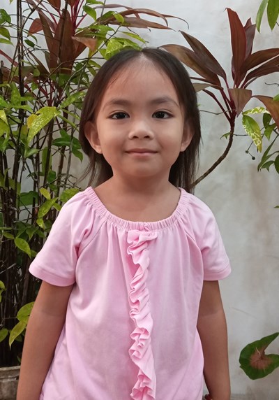 Help Akiesha Flaire D. by becoming a child sponsor. Sponsoring a child is a rewarding and heartwarming experience.