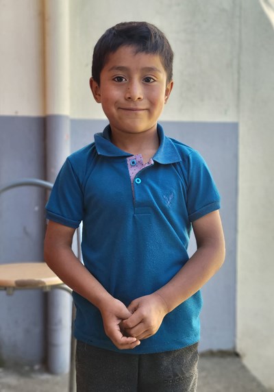 Ayude a Pedro Josue Esau apadrinándole hoy. El apadrinamiento es una experiencia hermosa y gratificante.