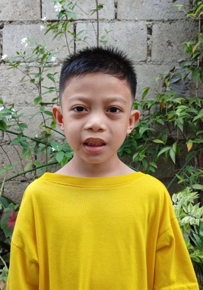 Help Kyrie Matthew by becoming a child sponsor. Sponsoring a child is a rewarding and heartwarming experience.