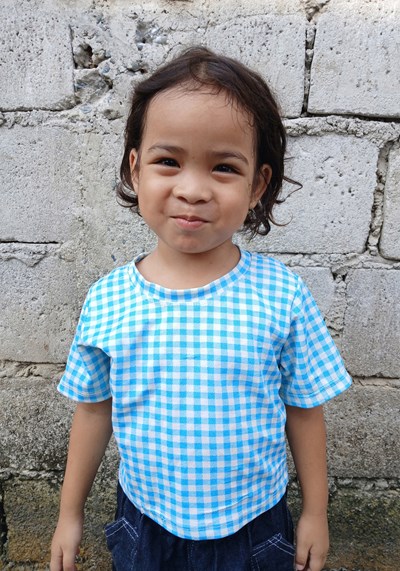 Help Rayven by becoming a child sponsor. Sponsoring a child is a rewarding and heartwarming experience.