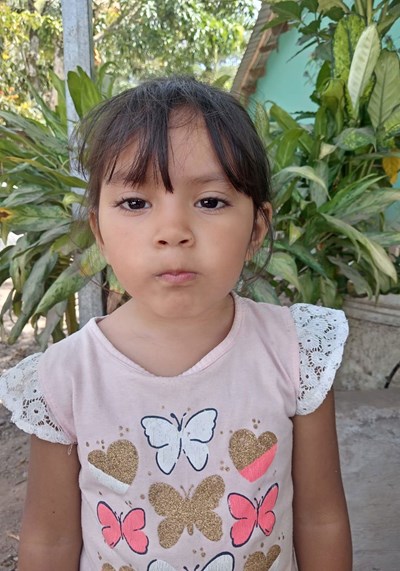 Help Zoe Sucely by becoming a child sponsor. Sponsoring a child is a rewarding and heartwarming experience.