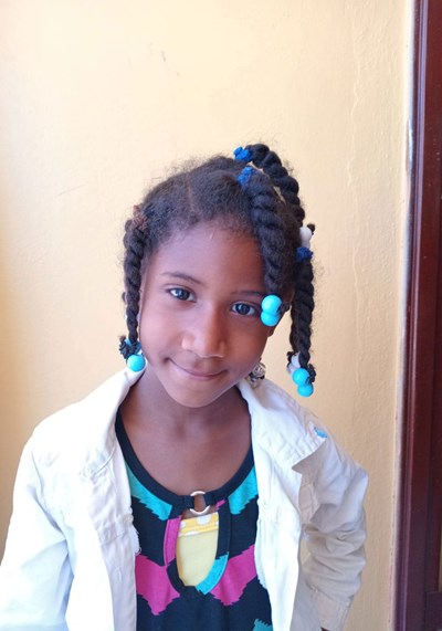 Help Alina by becoming a child sponsor. Sponsoring a child is a rewarding and heartwarming experience.