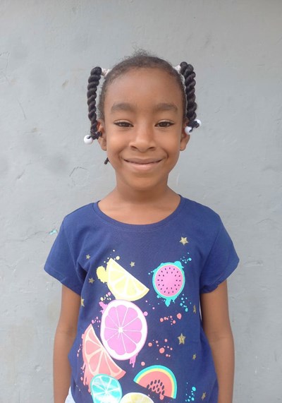 Help Jazmin David by becoming a child sponsor. Sponsoring a child is a rewarding and heartwarming experience.