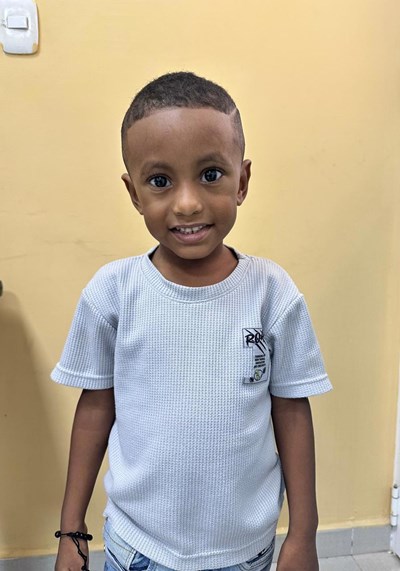 Help Thiago Andres by becoming a child sponsor. Sponsoring a child is a rewarding and heartwarming experience.