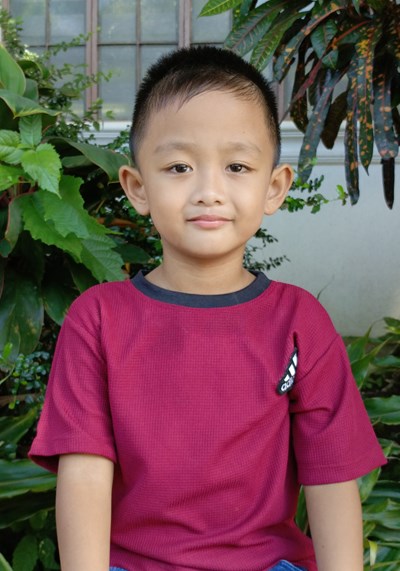 Help Kaizer Jhake M. by becoming a child sponsor. Sponsoring a child is a rewarding and heartwarming experience.