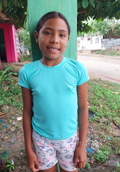 Help Maria Paula by becoming a child sponsor. Sponsoring a child is a rewarding and heartwarming experience.