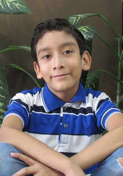 Help Dereck Ismael by becoming a child sponsor. Sponsoring a child is a rewarding and heartwarming experience.
