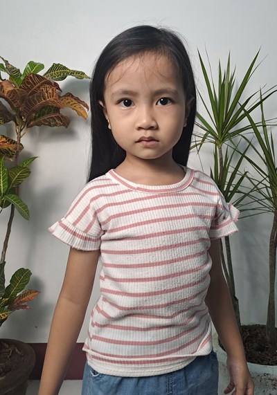 Help Yue M. by becoming a child sponsor. Sponsoring a child is a rewarding and heartwarming experience.